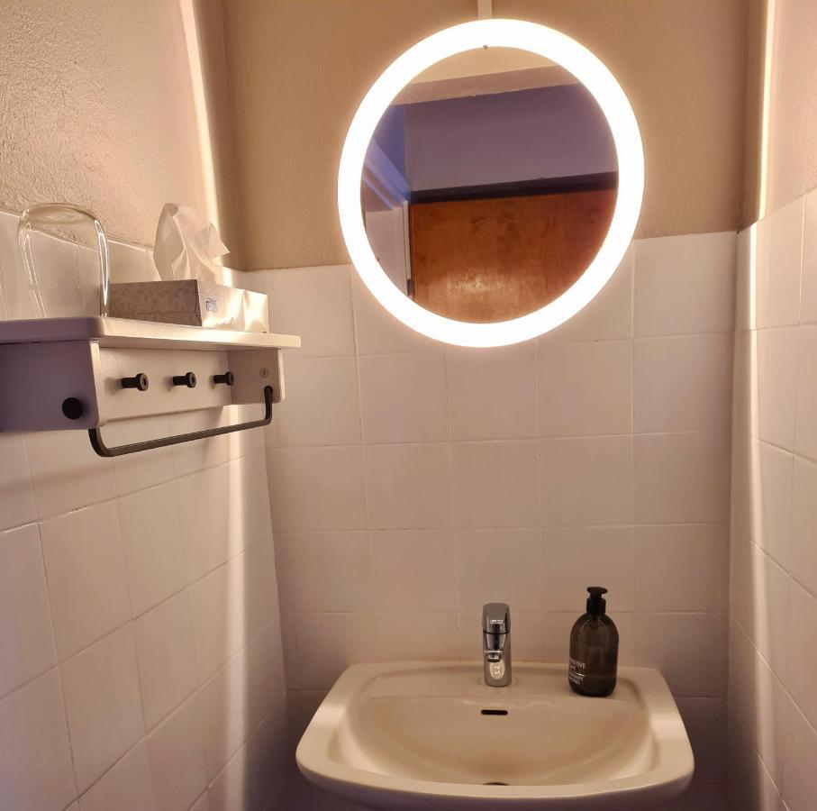 Dala-Jaerna Hotell Och Vandrarhem Dış mekan fotoğraf